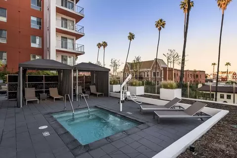 453 S Kenmore Ave, Los Angeles, CA 90020