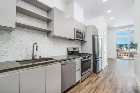 453 S Kenmore Ave, Los Angeles, CA 90020