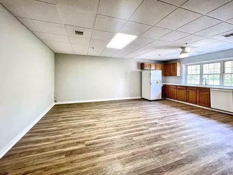 829 Conestoga Rd, Bryn Mawr, PA 19010