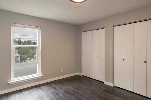 9556 Sand Point Way NE, Seattle, WA 98115 photo 9