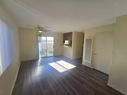 2109 Florida St, Huntington Beach, CA 92648