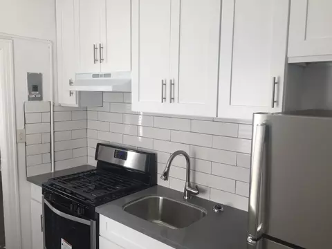 1017 S Kingsley Dr, Los Angeles, CA 90006