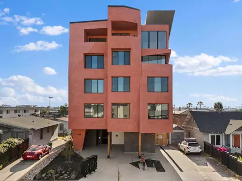 4384 Hamilton St, San Diego, CA 92104