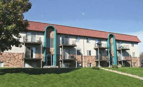 3102 S 69th Ave, Omaha, NE 68106