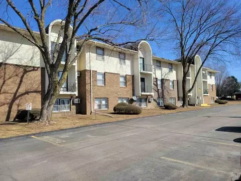 1002 SE Belmont Dr, Ankeny, IA 50021