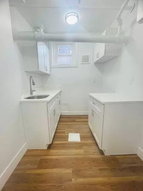 11 Tetlow St, Boston, MA 02115