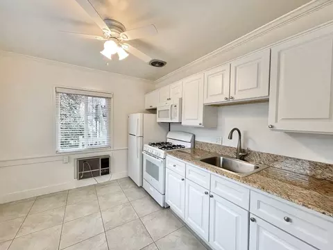 1731 North St, Sacramento, CA 95811