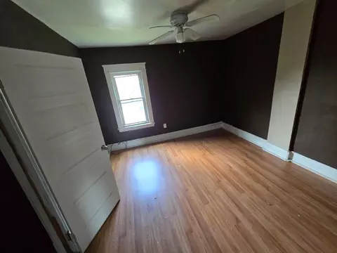 10117 Somerset Ave, Cleveland, OH 44108