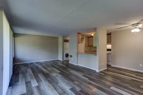 10231 NE Tillamook St, Portland, OR 97220