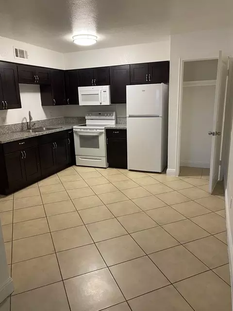 6721 N 25th Dr, Phoenix, AZ 85017