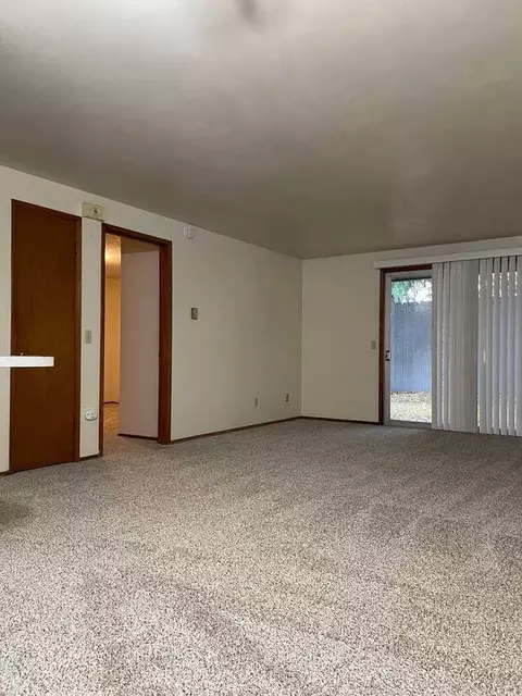 1825 NE 3rd St, Renton, WA 98056