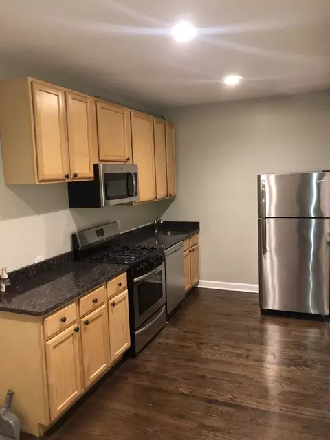4860 W Armitage Ave, Chicago, IL 60639