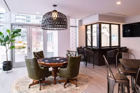 202 W Hill St, Chicago, IL 60610 photo 32