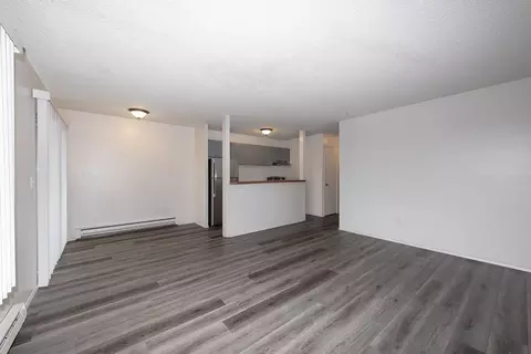 22805 30th Ave S, Des Moines, WA 98198