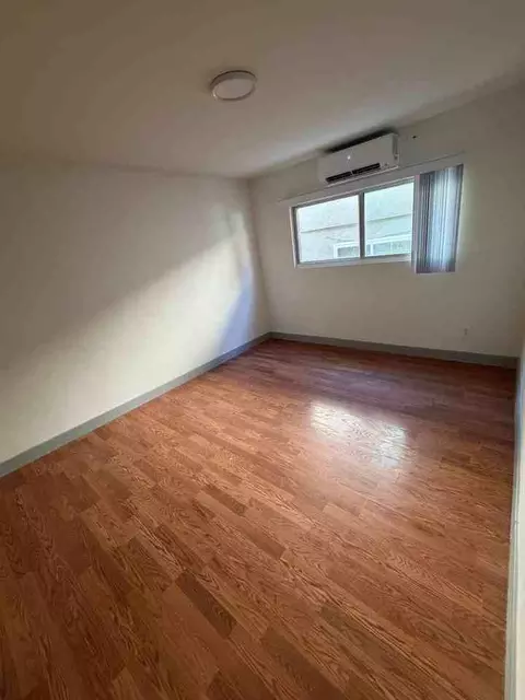 7769 Saint Bernard St, Los Angeles, CA 90293