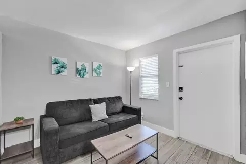 50 SE 12th St, Fort Lauderdale, FL 33316