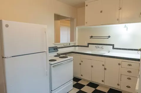 2170 NE Hancock St, Portland, OR 97212