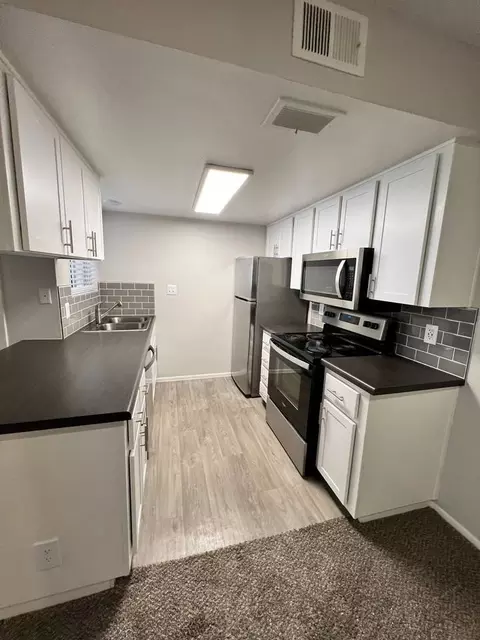 4839 S Darrow Dr, Tempe, AZ 85282