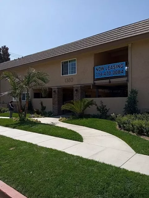 1380 San Juan St, Tustin, CA 92780 photo 4