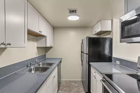 3150 E Bellevue St, Tucson, AZ 85716