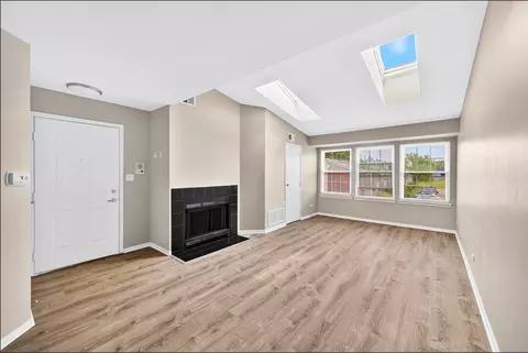 1627 Country Lakes Dr, Naperville, IL 60563 photo 6