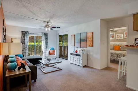 132 Forest Lake Blvd, Daytona Beach, FL 32119 photo 2