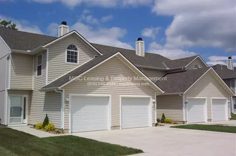 1109 Garden Way, Harrisonville, MO 64701