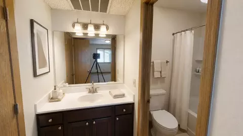 119 Hyland Ave, Ames, IA 50014