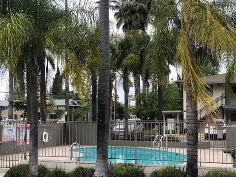 6668 Palm Ave, Riverside, CA 92506
