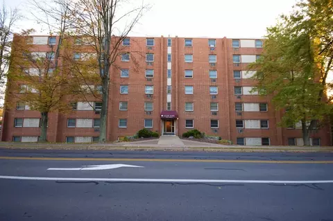 1013 S Allen St, State College, PA 16801
