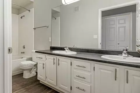 4500 S Monaco St, Denver, CO 80237 photo 33