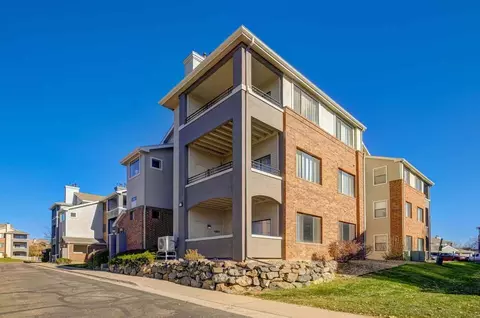 4500 S Monaco St, Denver, CO 80237 photo 41