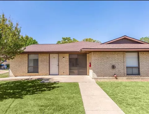 2360 W Denman St, Stephenville, TX 76401