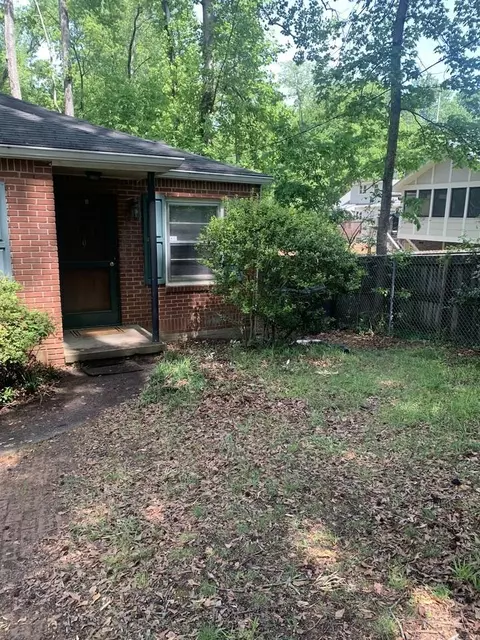 117 Shadowmoor Dr, Decatur, GA 30030