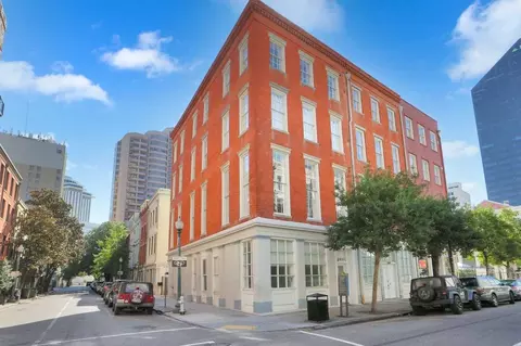 300 Magazine St, New Orleans, LA 70130