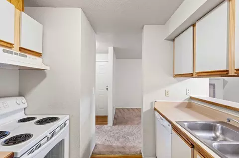 18249 73rd Ave NE, Kenmore, WA 98028
