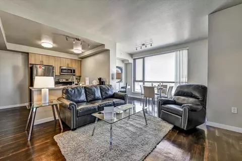 N Almaden Ave, San Jose, CA 95110