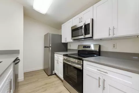 6900 California Ave SW, Seattle, WA 98136
