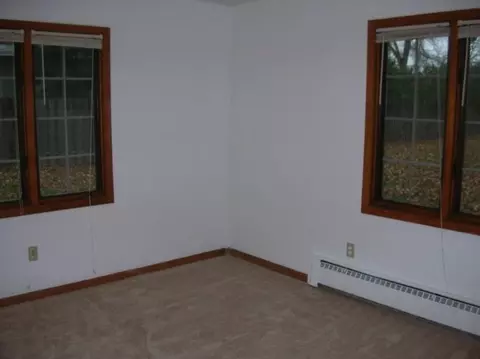 2400 W 90th St, Bloomington, MN 55431 photo 3