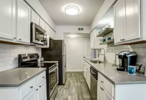 11141 Springhollow Rd, Oklahoma City, OK 73120