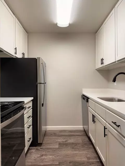 6822 Schroeder Rd, Madison, WI 53711