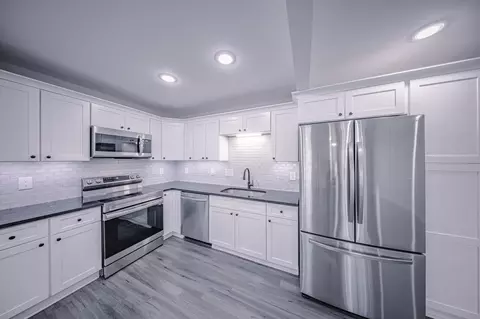 860 Franklin Gtwy SE, Marietta, GA 30067
