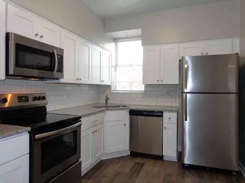 625 W Princess Anne Rd, Norfolk, VA 23517