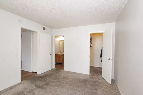 5631 W Colter St, Glendale, AZ 85301