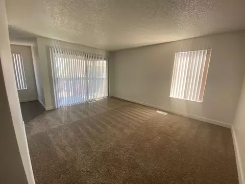 2040 Carville Dr, Reno, NV 89512