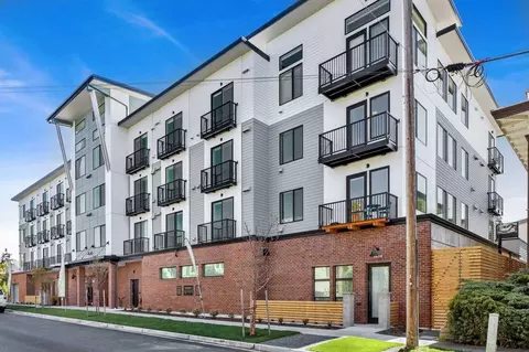 1818 D St, Bellingham, WA 98225