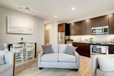 10 Light St, Baltimore, MD 21202