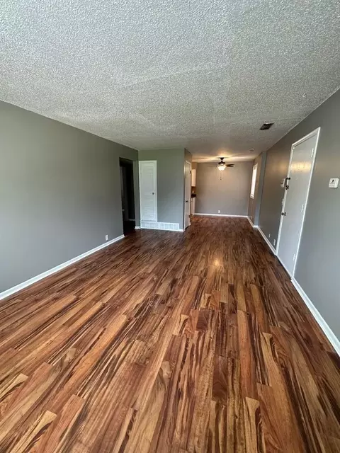 3506 Jackson St, Omaha, NE 68105