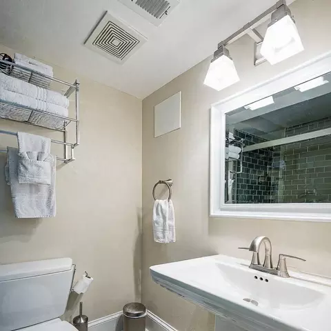 1425 P St NW, Washington, DC 20005 photo 8