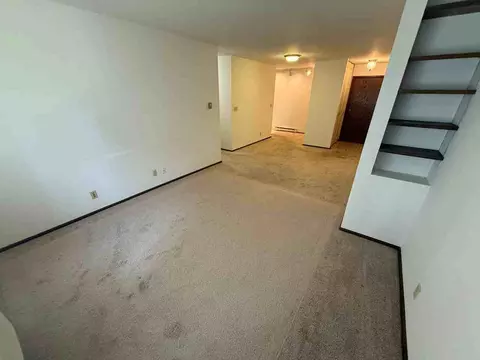 425 E Henry Clay St, Whitefish Bay, WI 53217